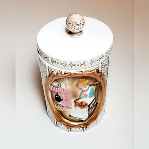 Sears Roebucks And Co. 1978 Vintage Pioneer Woman Cottagecore Ceramic Lidded Jar